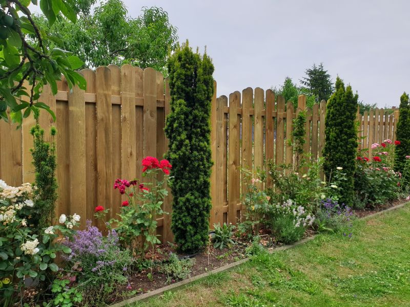 Landscape Fence Contractors